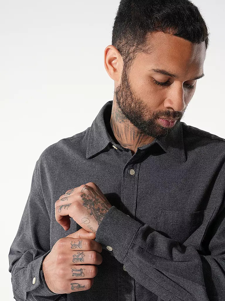 NN.07 | Camisa de corte estándar | 