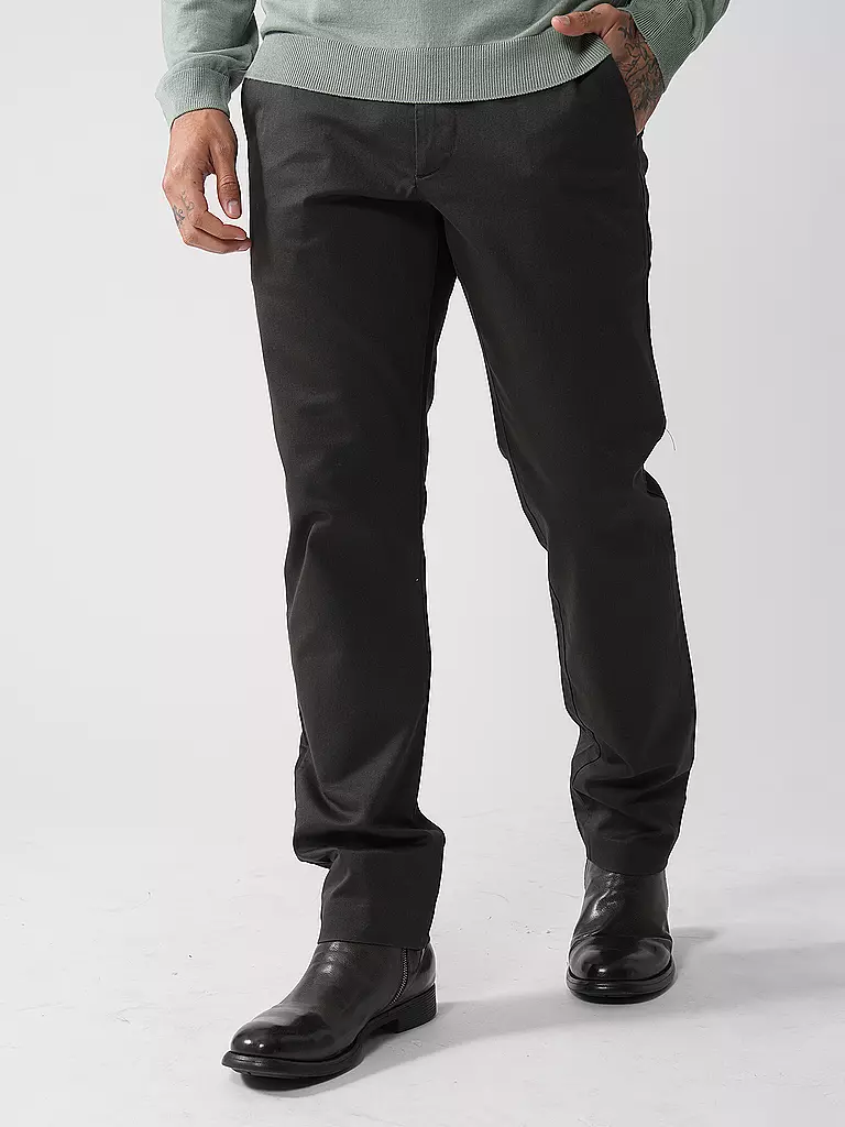 NN.07 | Chino THEO | 