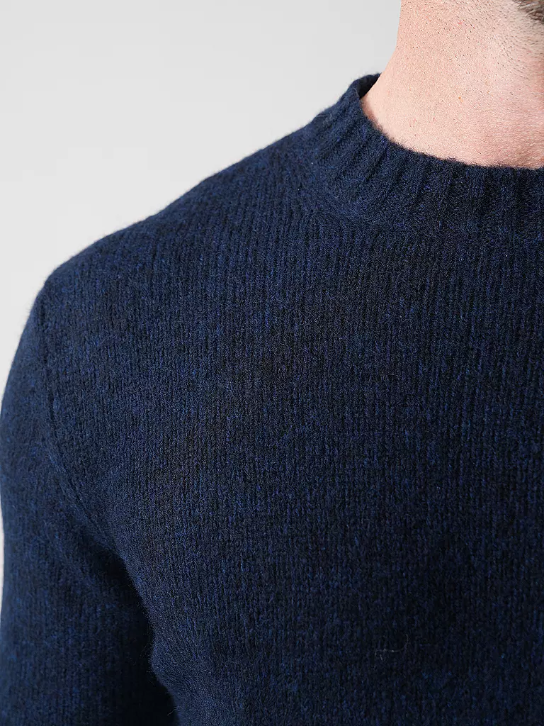 NN.07 | Jersey LEE | 