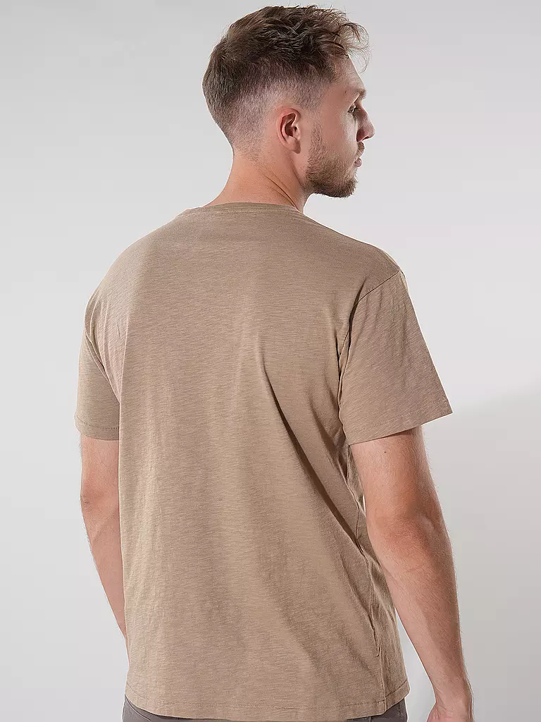 NUDIE JEANS | Camiseta ROFFE | Beige