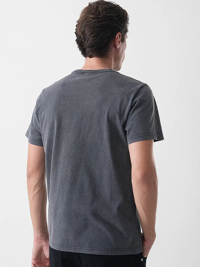 NUDIE JEANS | Camiseta ROY HIDDEN TRACKS | Gris