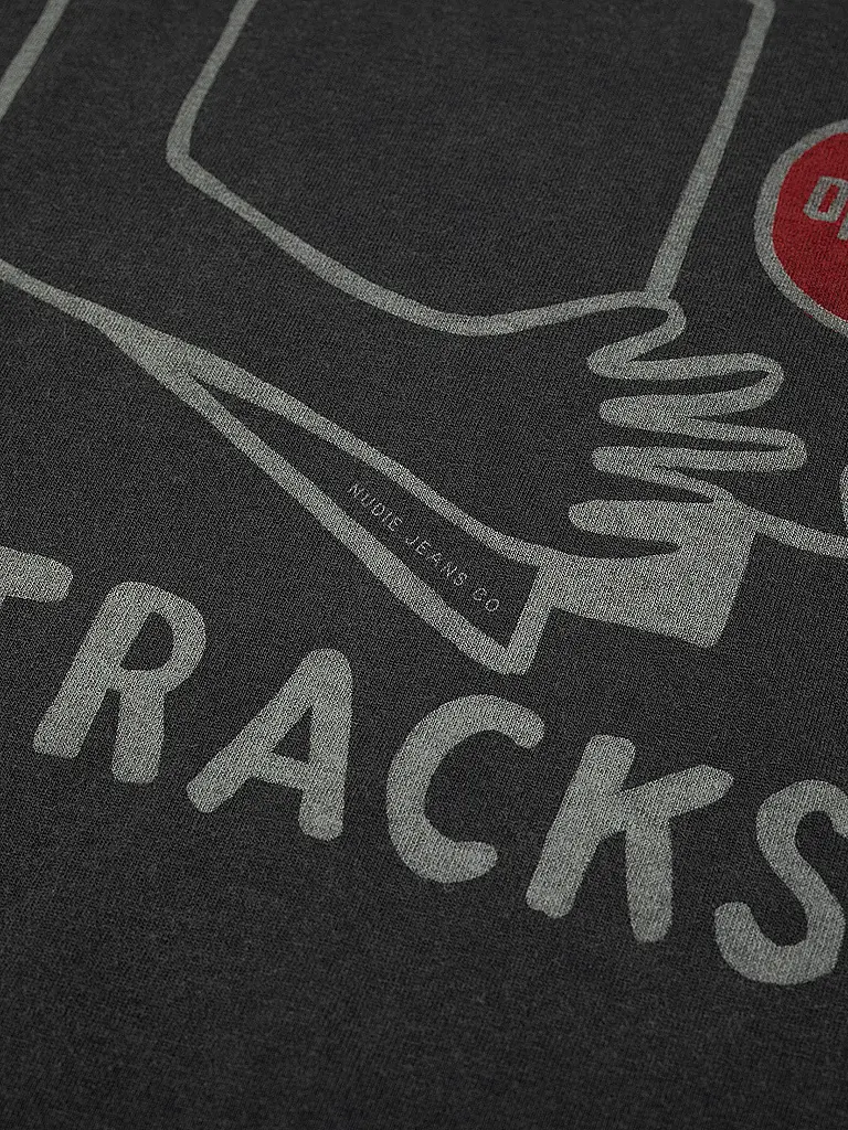 NUDIE JEANS | Camiseta ROY HIDDEN TRACKS | Gris