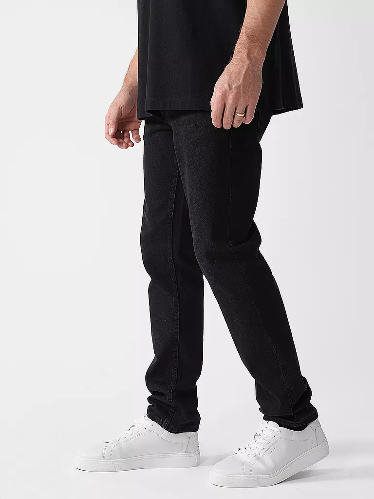 NUDIE JEANS | Vaqueros Regular Fit SOLID OLLIE BLACK STEEL |