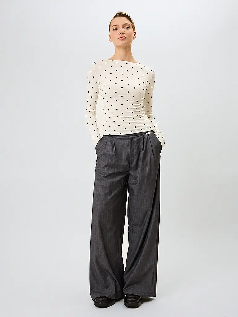 OH APRIL | Nombre del producto: Camiseta de manga larga MAEVE | Marrón