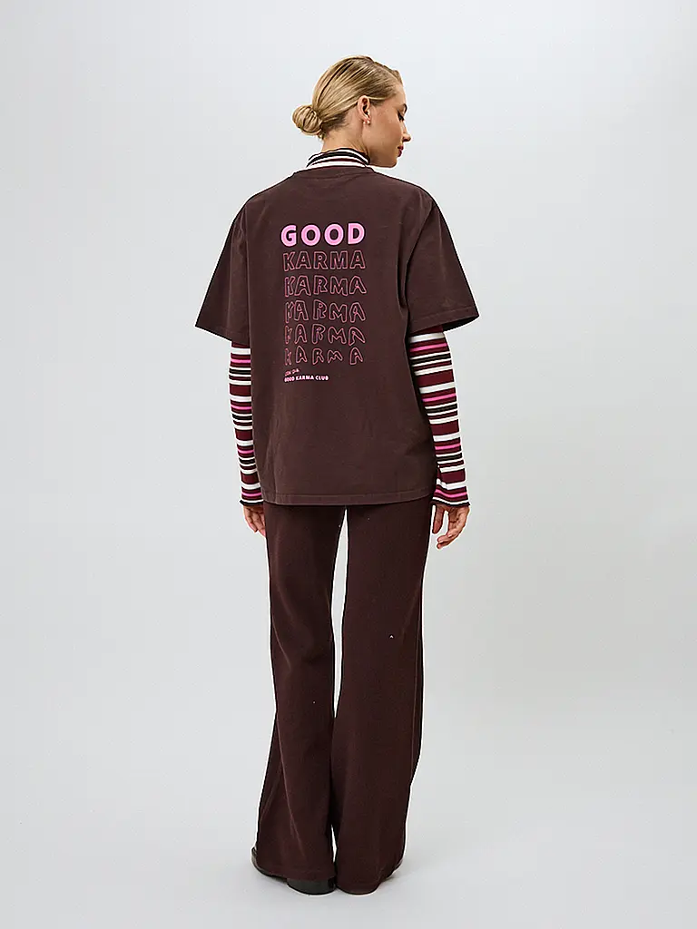 OH APRIL | Nombre del producto: Camiseta GOOD KARMA | 