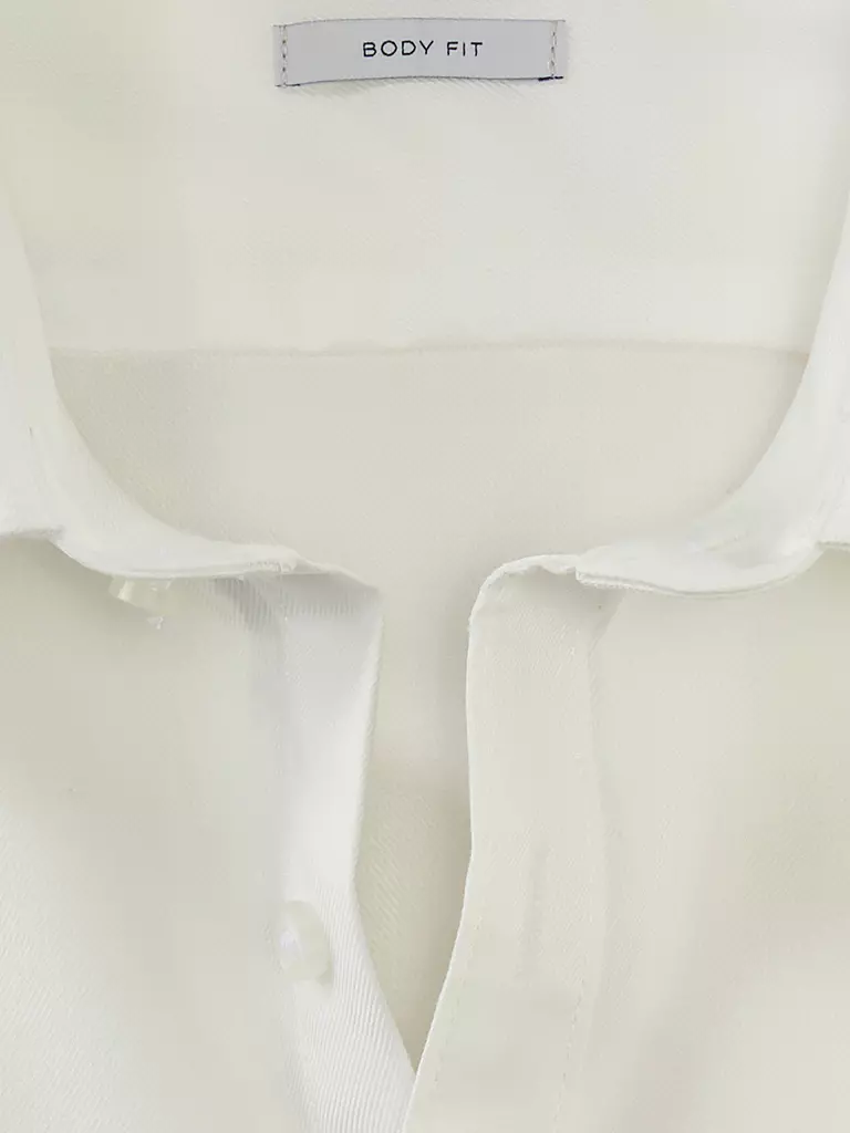 OLYMP LEVEL FIVE | Camisa Body Fit de Manga Extralarga | Crema