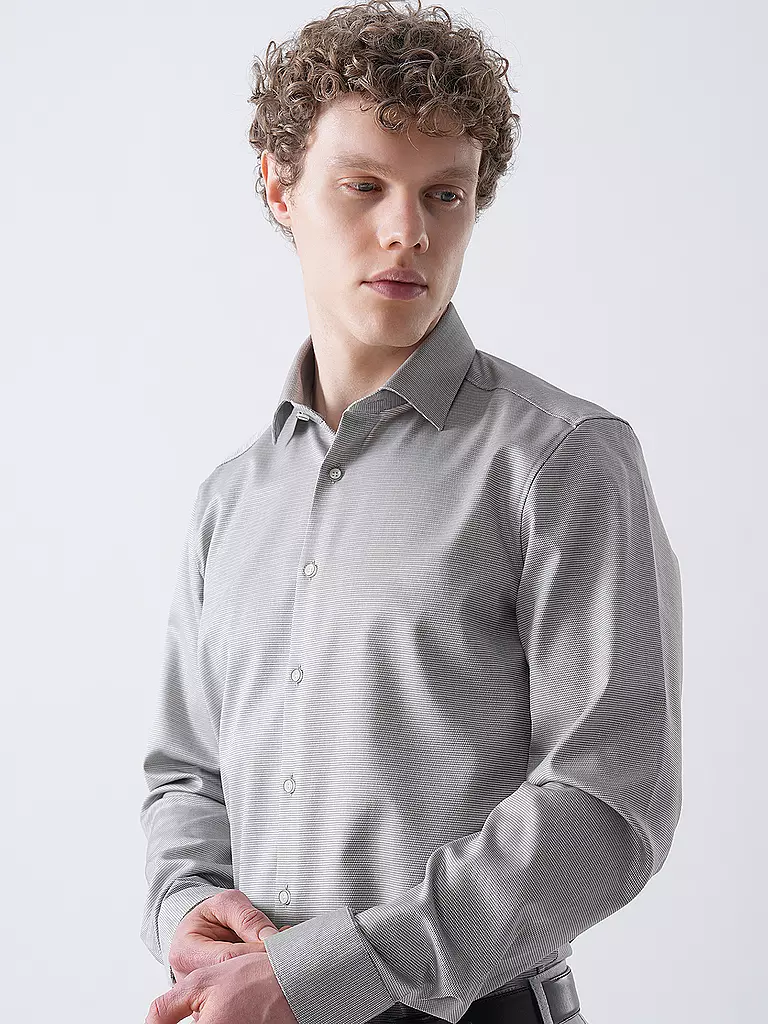 OLYMP LEVEL FIVE | Camisa Body Fit | Oliva