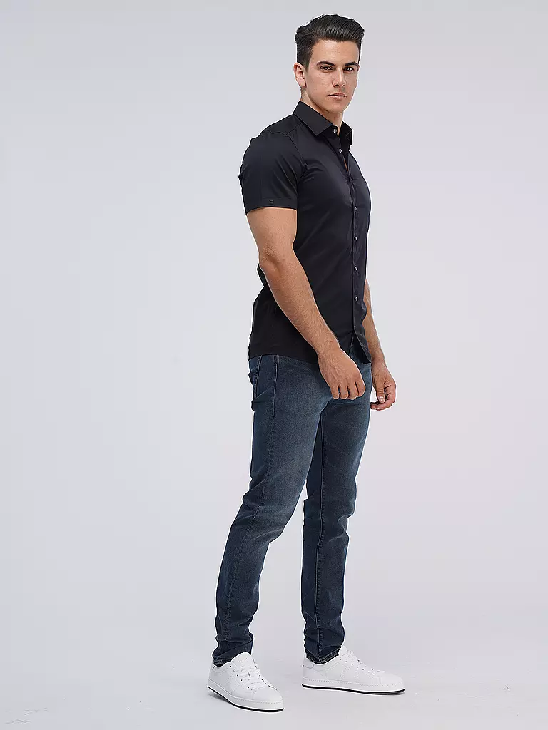 OLYMP LEVEL FIVE | Camisa Business Body Fit | 
