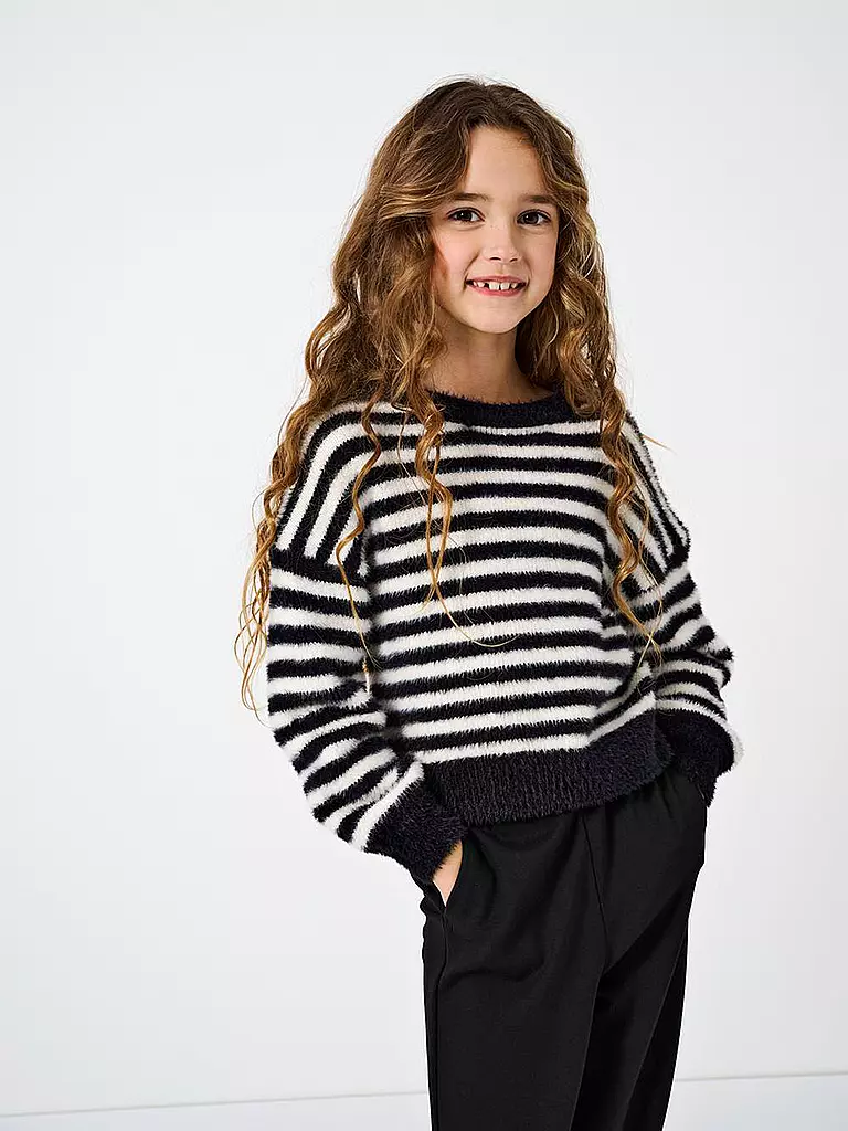 ONLY | Mädchen Pullover  KOGNEWPIUMO | Negro