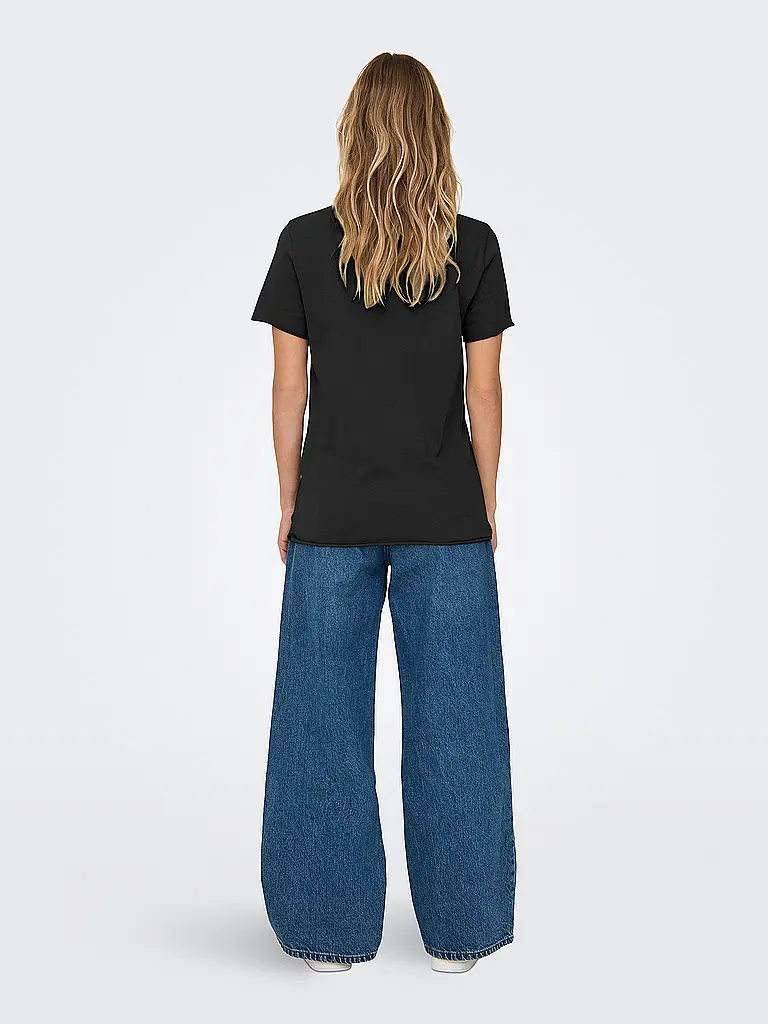 ONLY | Nombre del producto: Camiseta ONLLUCY | Negro