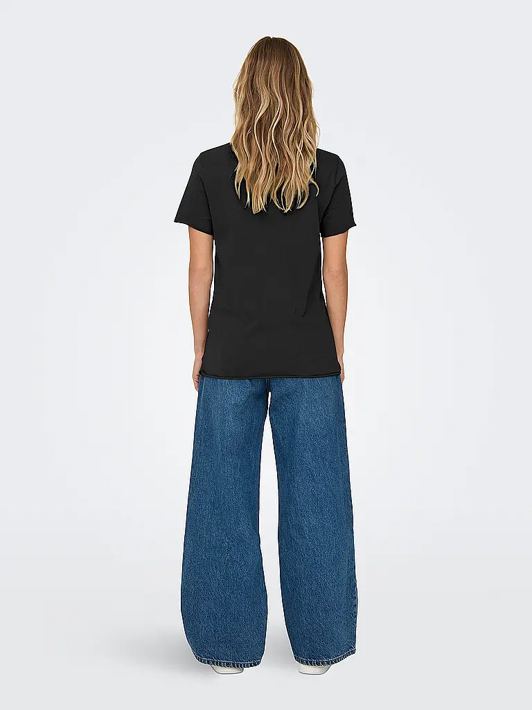 ONLY | Nombre del producto: Camiseta ONLLUCY | Negro