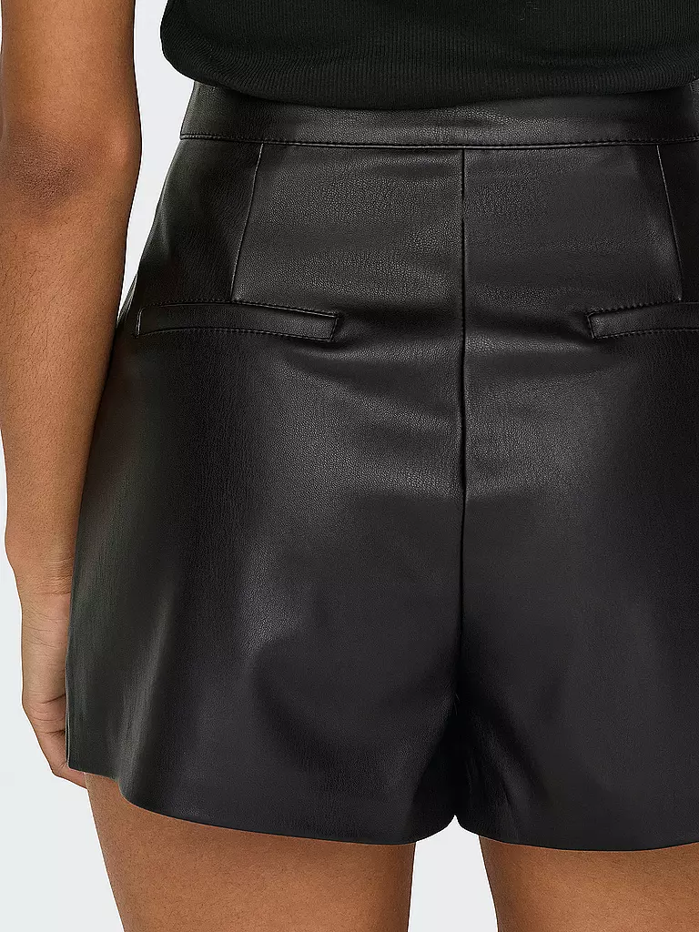 ONLY | Shorts de efecto cuero ONLTRICIA | 