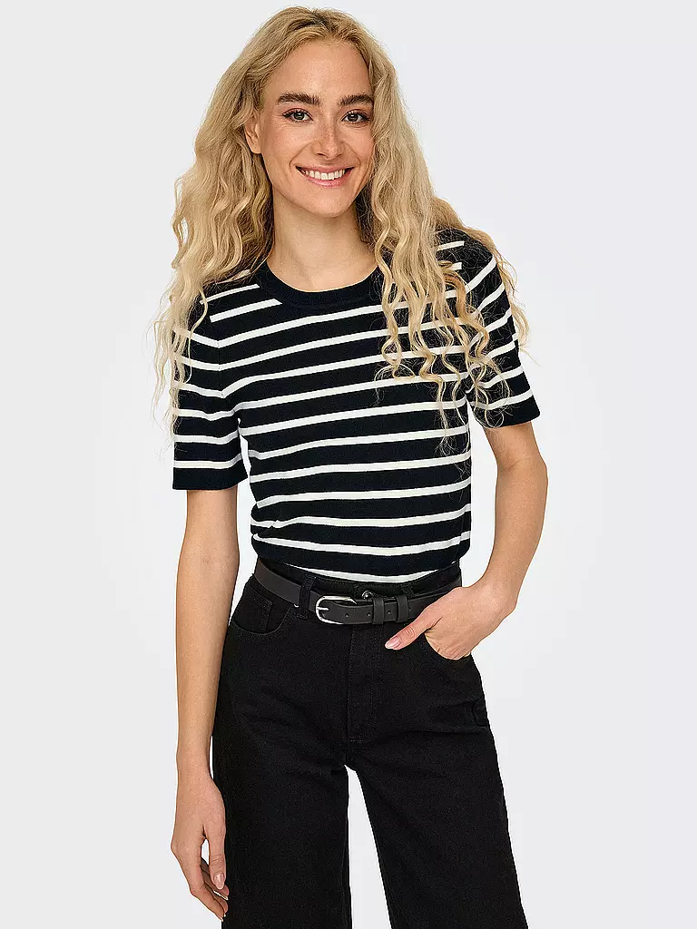 ONLY | T-Shirt ONLFIE | Negro