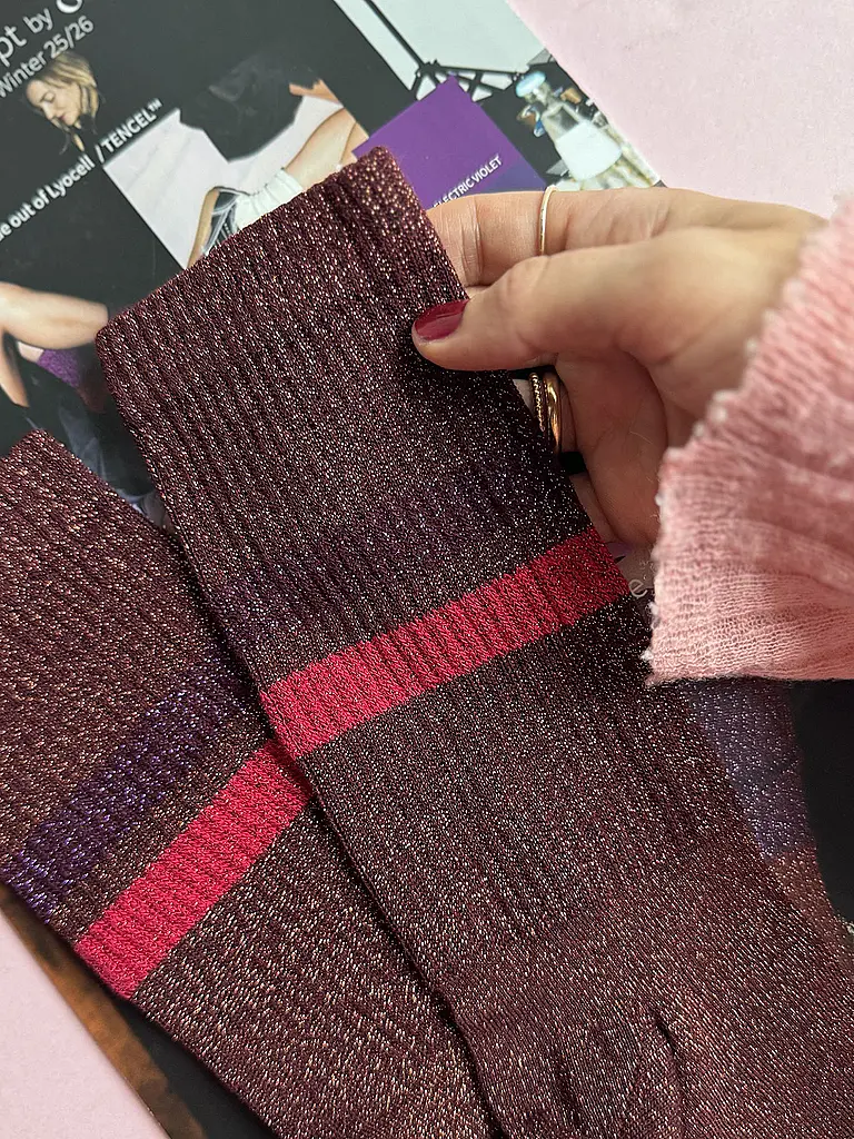 OOLEY | Calcetines ELECTRA LUNGO chilli red | Rojo