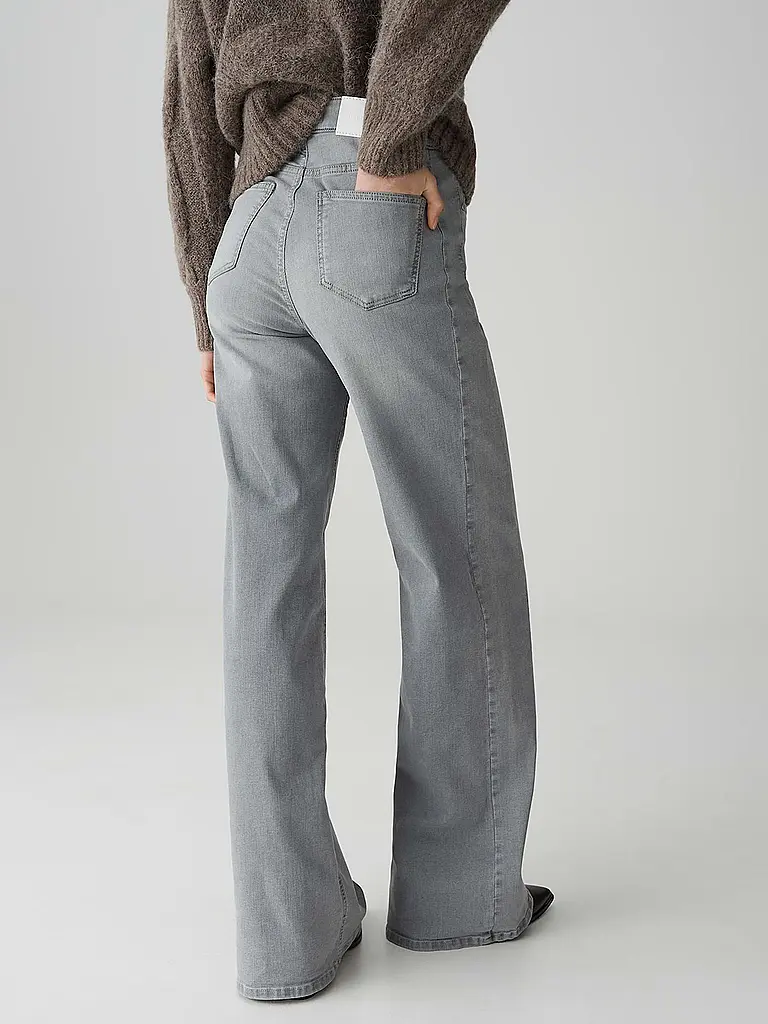 OPUS PANTS | Jeans Flared Fit MELLY COOLEST
Marca: OPUS PANTS
Color: azul claro
Categorías: Moda,Mujer
Material: Denim,Algodón,Stretch
Estampado: Liso
Largo (Pantalones/Jeans): Largo normal
Altura de la cintura: Tiro medio
Detalles: Bolsillos laterales,Pierna ancha |