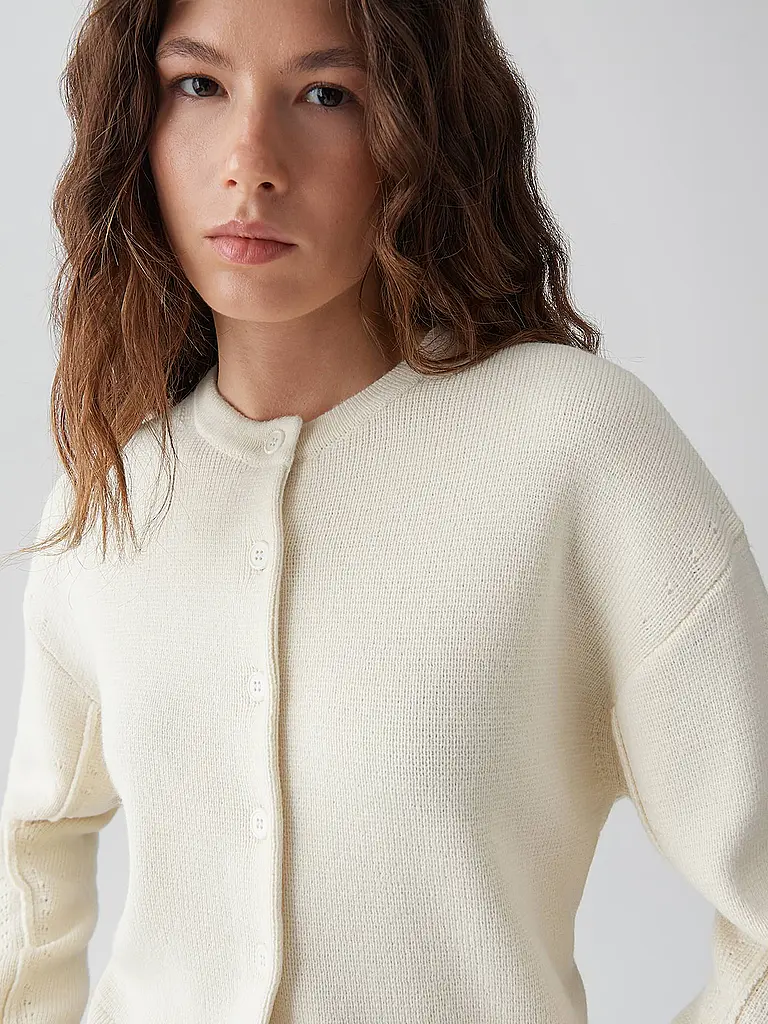 OPUS | Cárdigan DAFILA | Crema