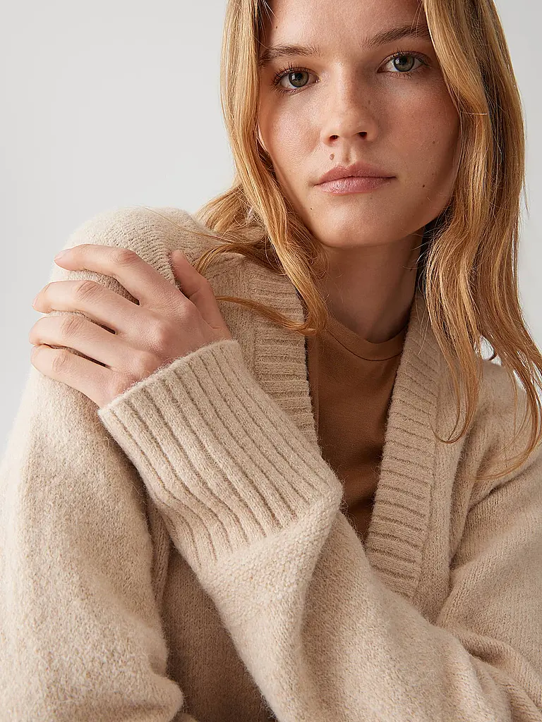 OPUS | Cárdigan DASSI | Beige