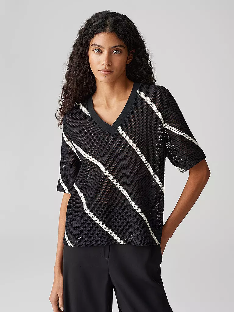 OPUS | Camiseta GEMUKKI | Negro