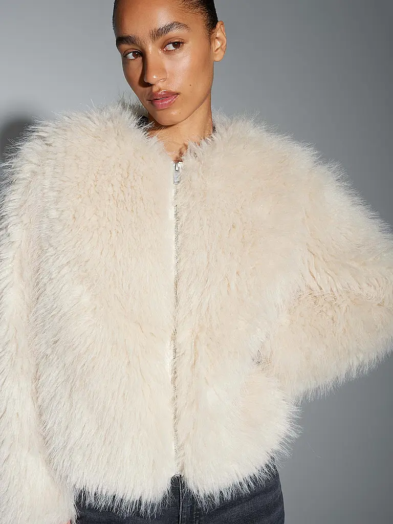 OPUS | Chaqueta con aspecto de piel HETI | Beige