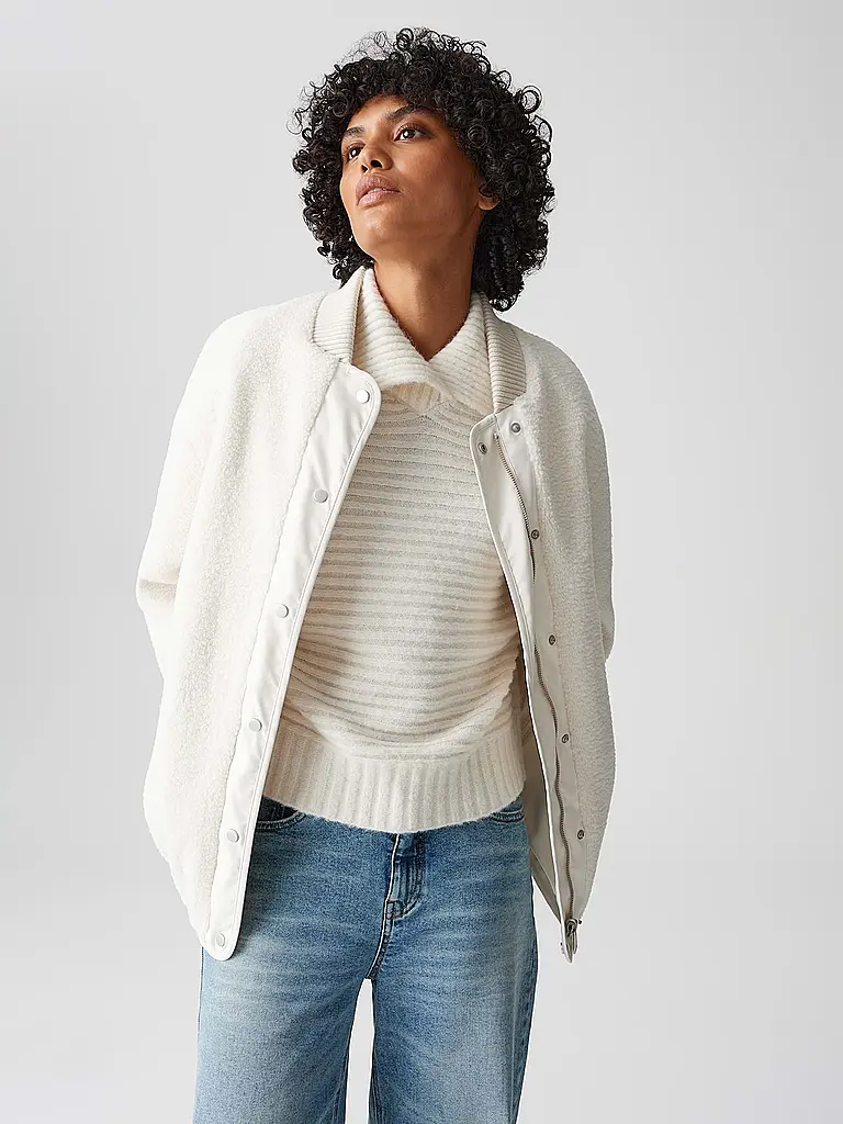 OPUS | Chaqueta con aspecto de piel HULDA | Crema