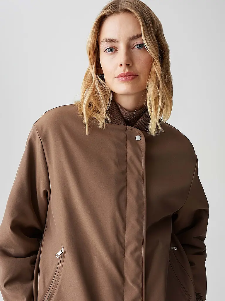 OPUS | Chaqueta con aspecto de piel HULDA | Marrón