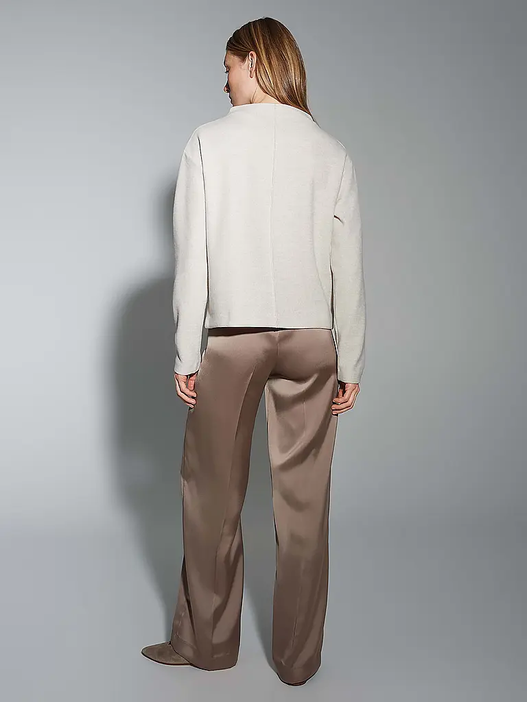 OPUS | Nombre del producto: Sweater GOKLONA
Marca: OPUS
Color: beige
Categorías: Moda,Mujer

Largo de manga: Manga larga
Material: Felpa,Poliéster / Poliamida,Elástico
Forma del cuello: Cuello alto
Diseño: Liso
Corte (Prenda superior): Suelto
Estilo: Pure | 