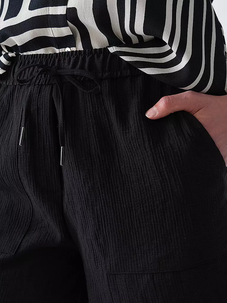 OPUS | Shorts MELANE | Negro