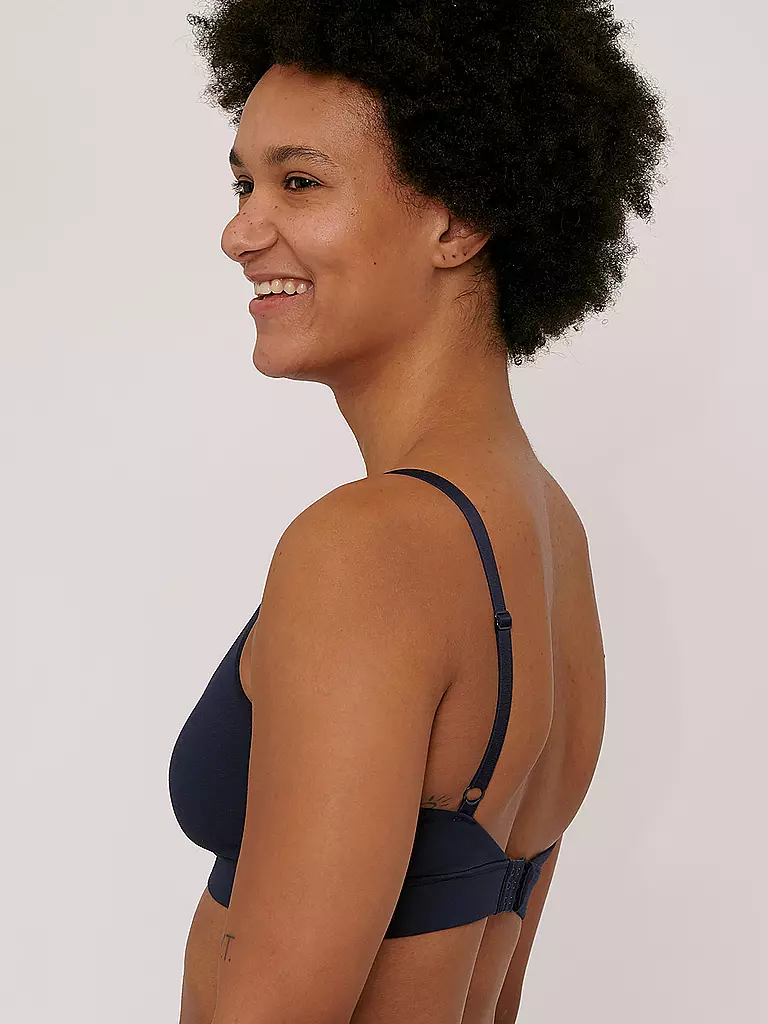 ORGANIC BASICS | Triangle BH gefüttert navy | Azul