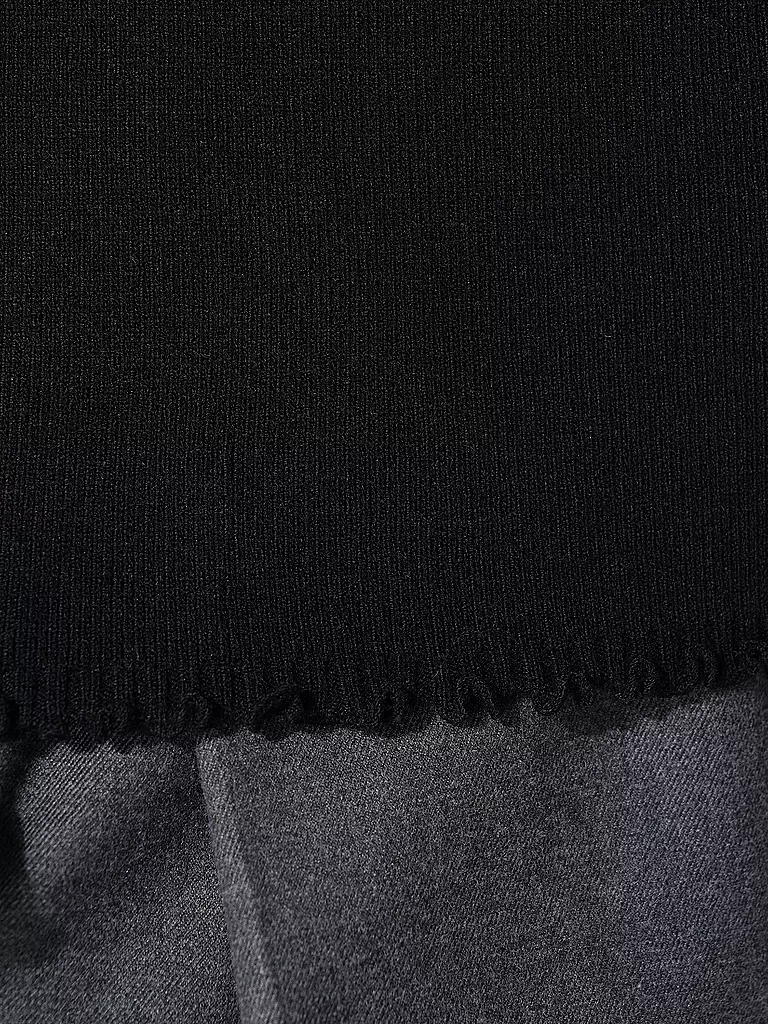 OUÍ | Jersey | 