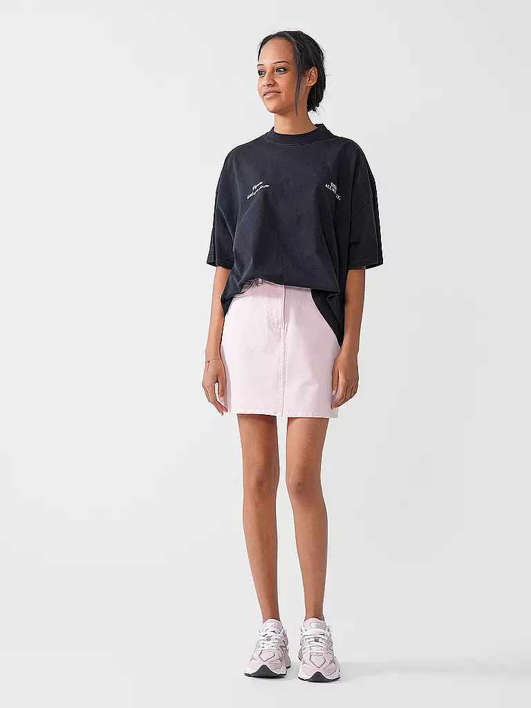 PEGADOR | Camiseta LENA | Negro