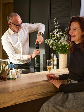 PEUGEOT | Bomba de vacío 2 en 1 de 20 cm con acabado de carbono