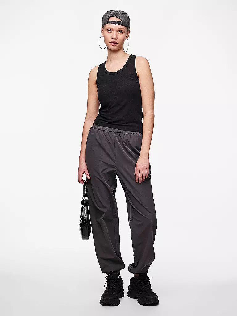 PIECES | Top PCANIBI | Negro