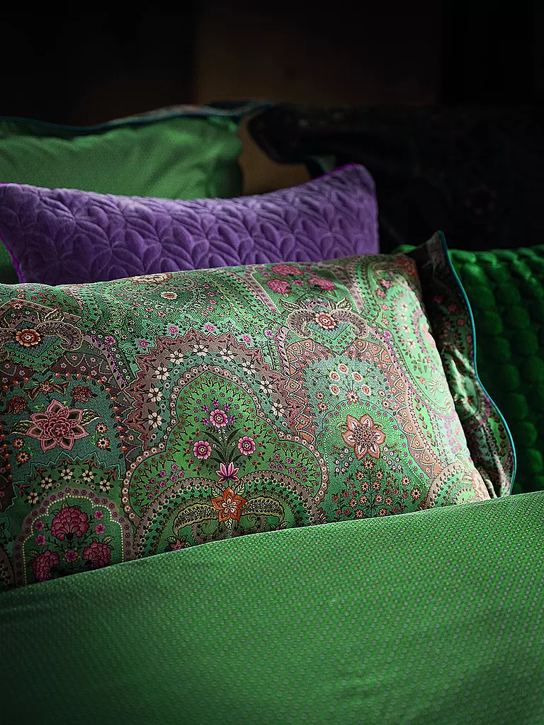 PIP STUDIO | Cojín relleno LITTLE JABALI 35x60cm Green | Verde oscuro