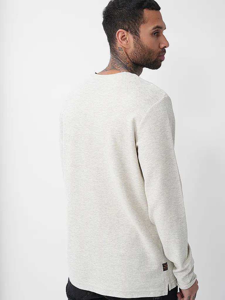 PME LEGEND | Camiseta de manga larga
Marca: PME LEGEND
Color: blanco
Categorías: Moda, Hombre

Largo de manga: Manga larga
Escote: Cuello redondo
Material: Jersey, Algodón
Diseño: Liso
Corte (Prenda superior): Regular
Detalles: Logo | 