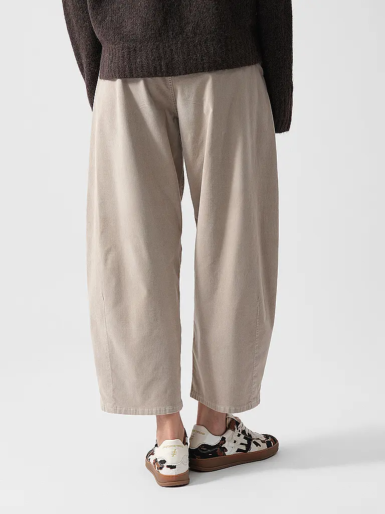 PNTS | Pantalón de vestir 05_THE O SHAPE | 