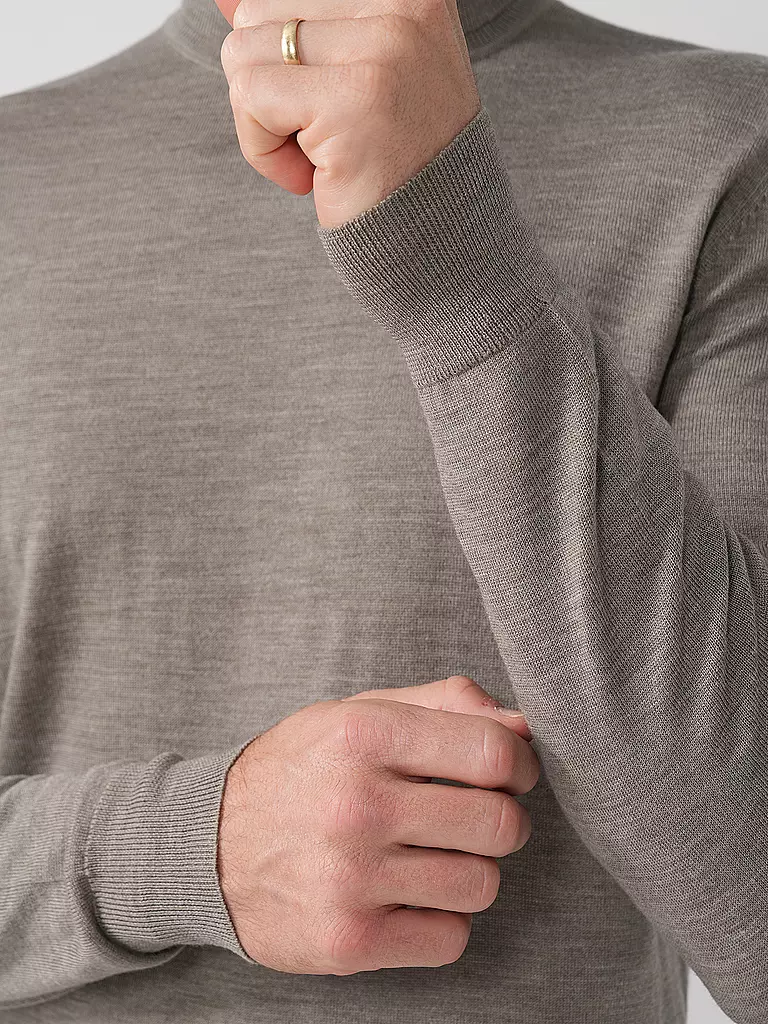 PROFUOMO | Jersey de cuello alto | Beige