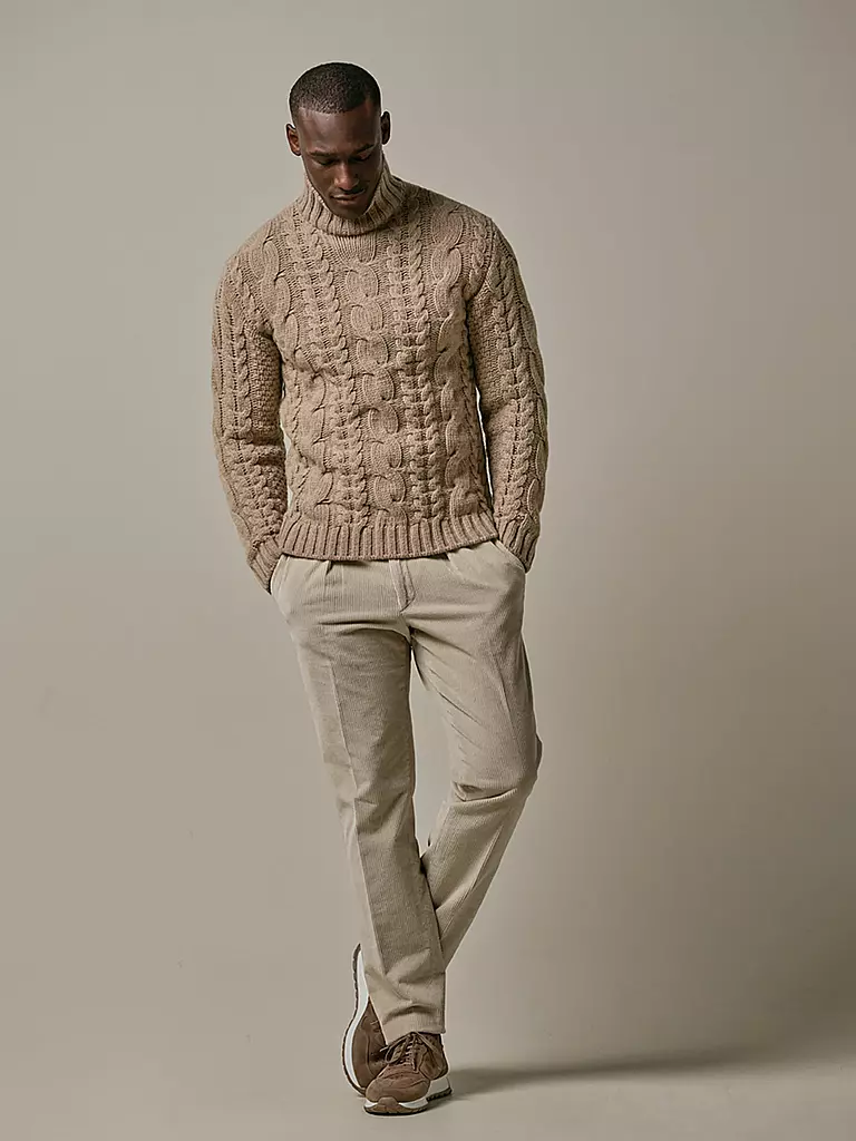 PROFUOMO | Rollkragenpullover | Marrón