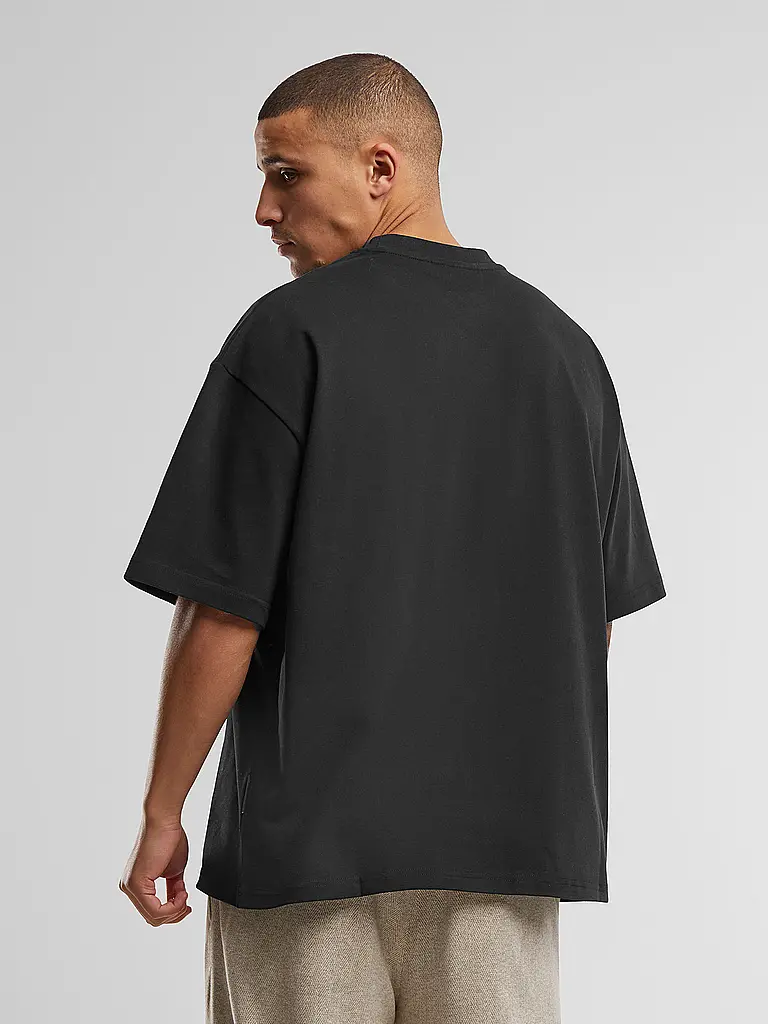 PROHIBITED | Camiseta de corte oversized | 