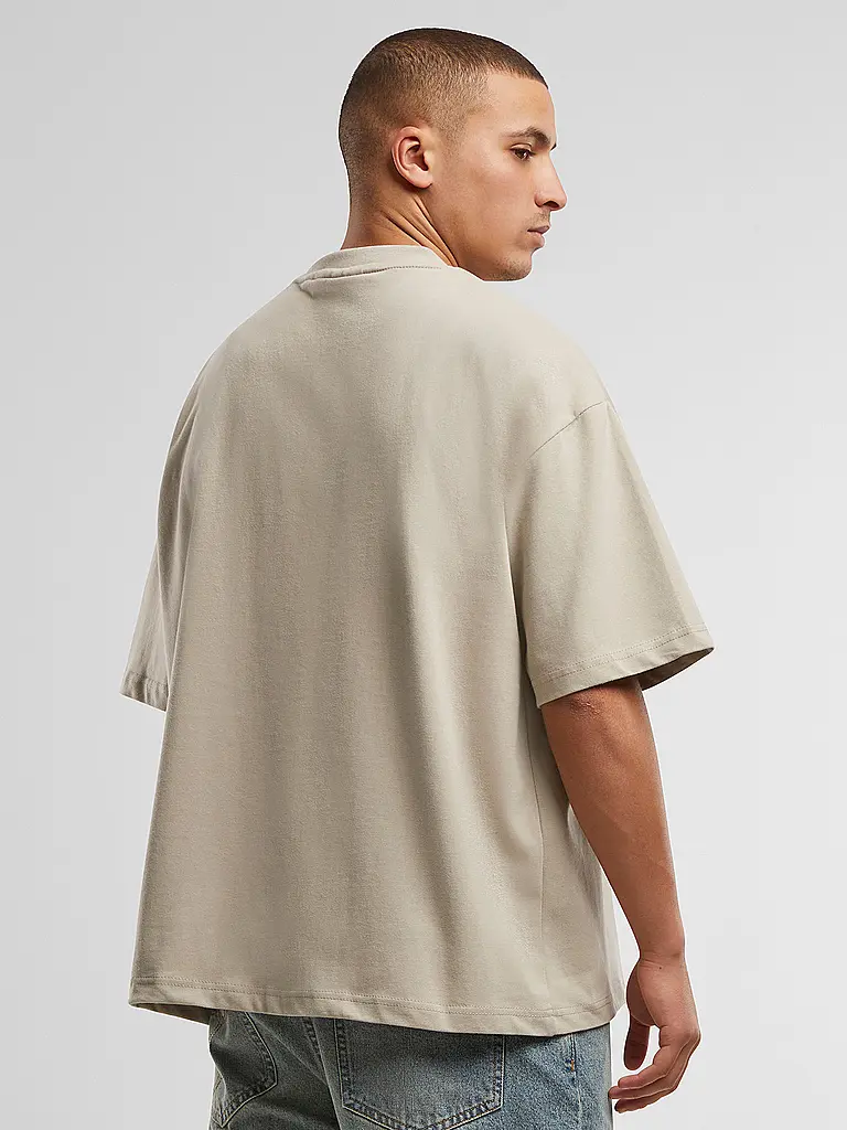 PROHIBITED | Camiseta de corte oversized | 
