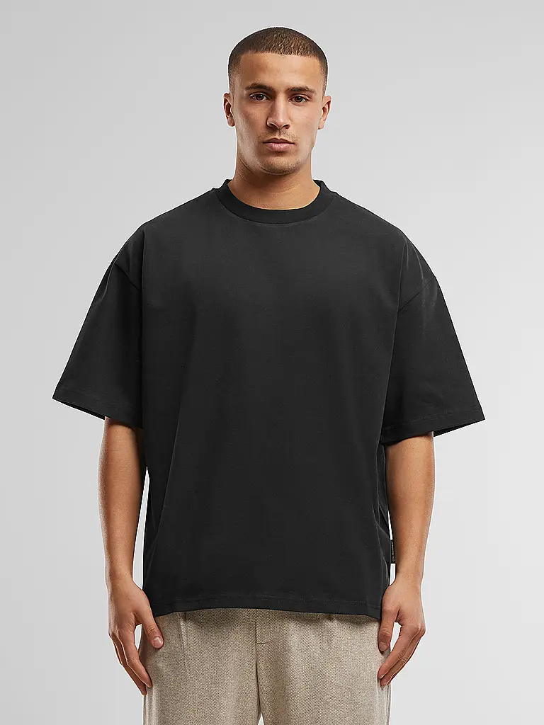 PROHIBITED | Camiseta de corte oversized | 