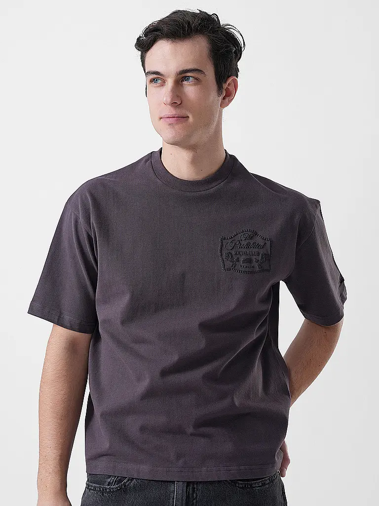 PROHIBITED | Nombre del producto: Camiseta LOWKEY VINTAGE | 