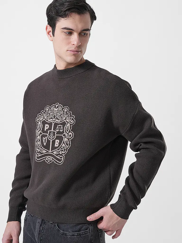 PROHIBITED | Nombre del producto: Pullover EMBLEM KNIT | 