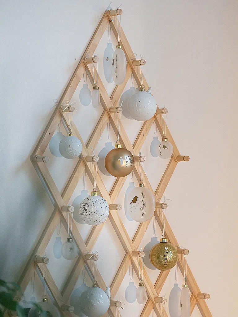 RAEDER | Bola de Navidad 6cm Rama de invierno | Blanco