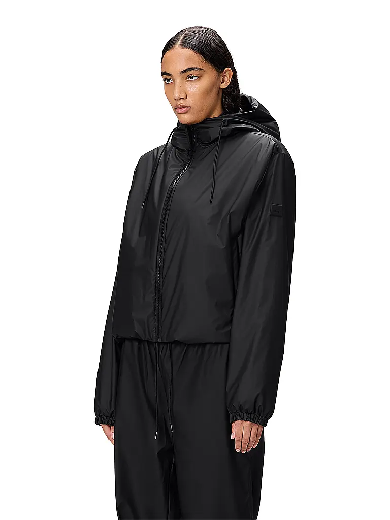 RAINS | Chaqueta LOHJA SHORT INSULTED JACKET | Negro