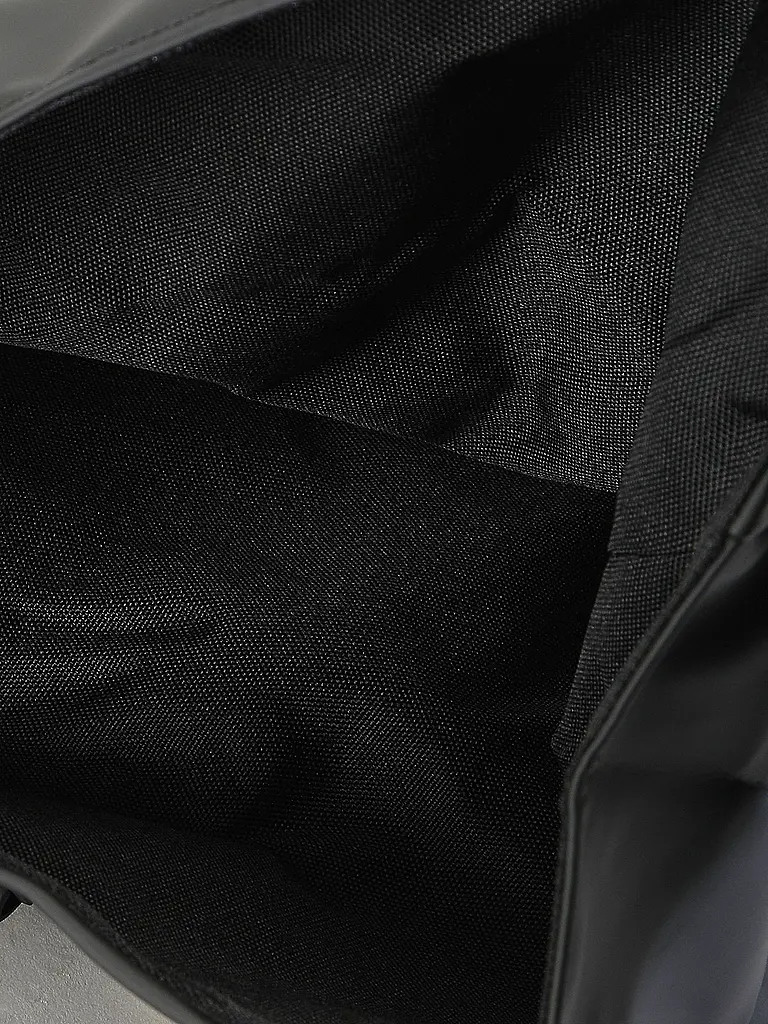 RAINS | Mochila Rolltop Grande | Negro