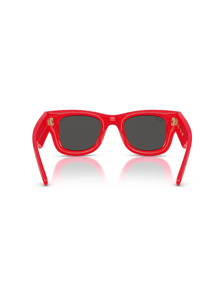 RAY BAN | Gafas de sol 0RB4940/50
Marca: RAY BAN
Color: rojo
Categorías: Moda, Mujer, Hombre
Material: Plástico |