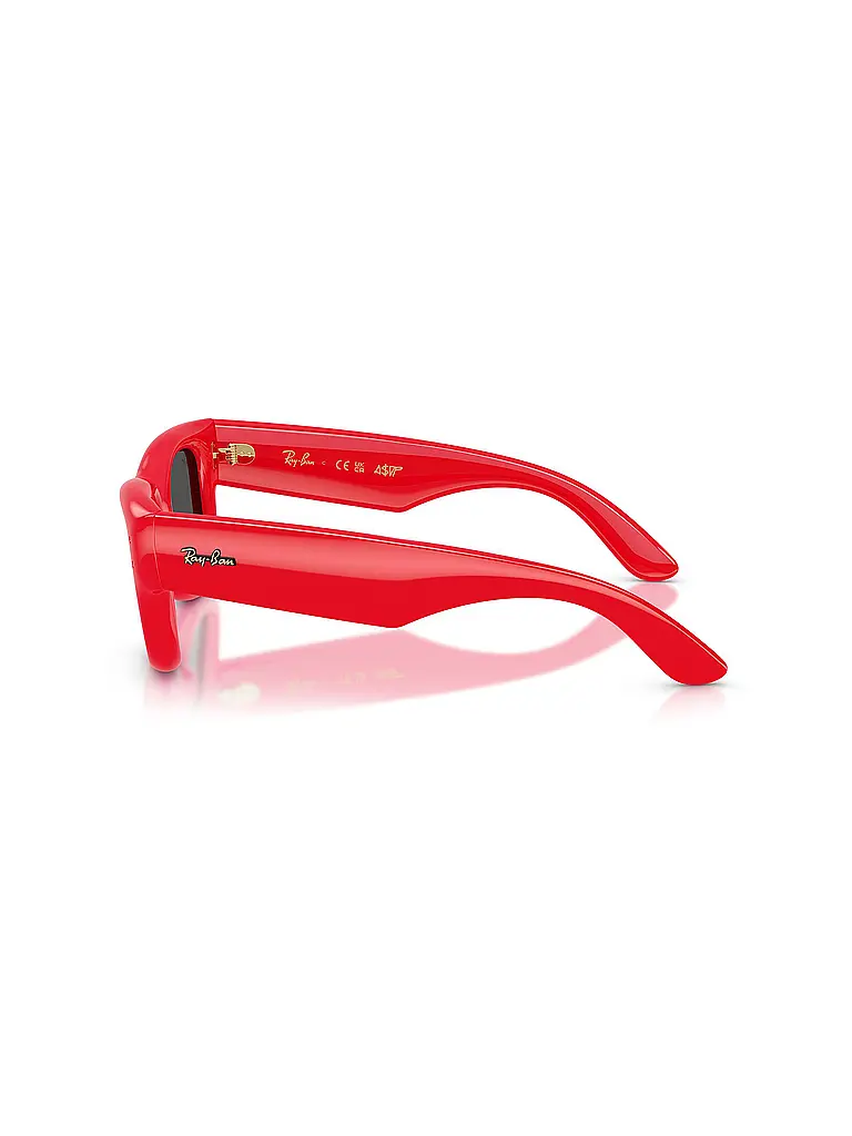 RAY BAN | Gafas de sol 0RB4940/50
Marca: RAY BAN
Color: rojo
Categorías: Moda, Mujer, Hombre
Material: Plástico |