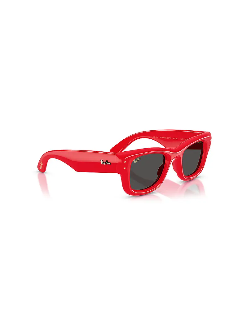 RAY BAN | Gafas de sol 0RB4940/50
Marca: RAY BAN
Color: rojo
Categorías: Moda, Mujer, Hombre

Material: Plástico | 