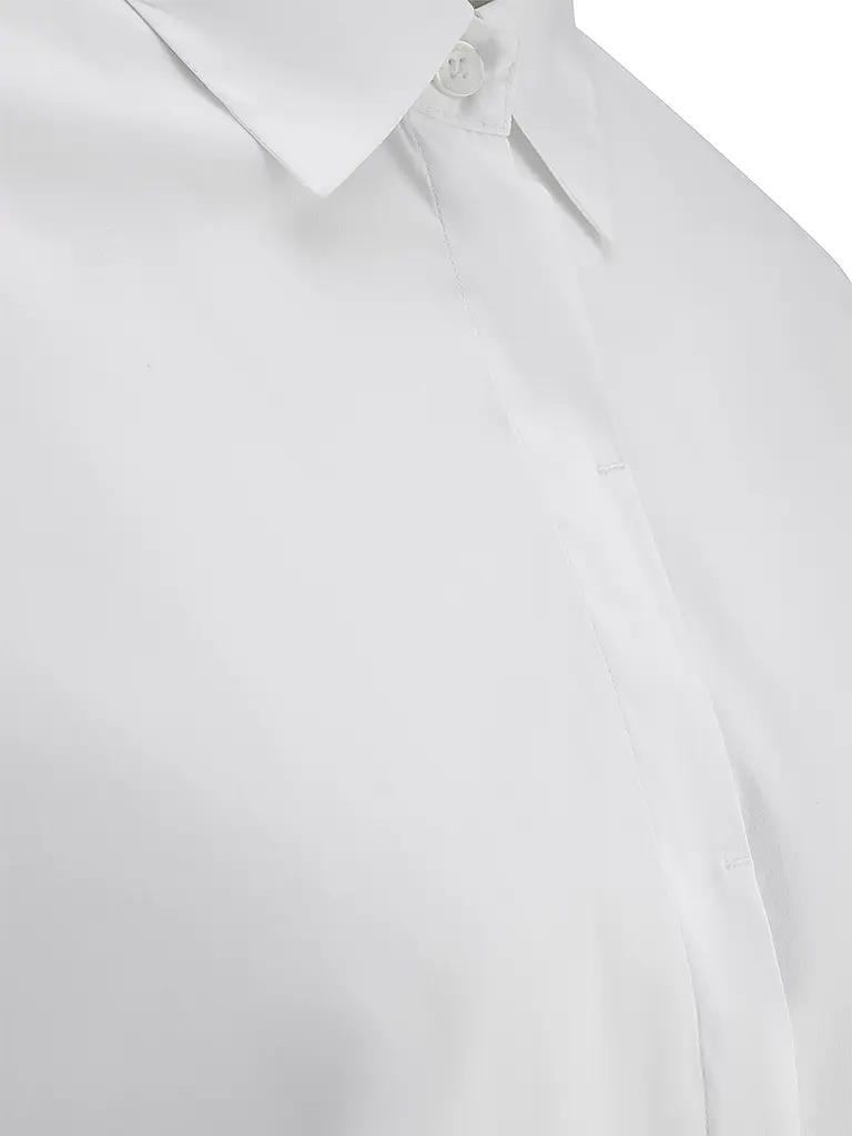 RIANI | Bluse
Marke: RIANI
Farbe: weiss
Kategorien: Mode,Damen

Ärmellänge: Langarm
Material: Baumwolle,Stretch
Kragenform: Hemdblusenkragen
Musterung: Unifarben
Passform (Oberbekleidung): Regular
Stil: Pure
Details: Volant | Blanco