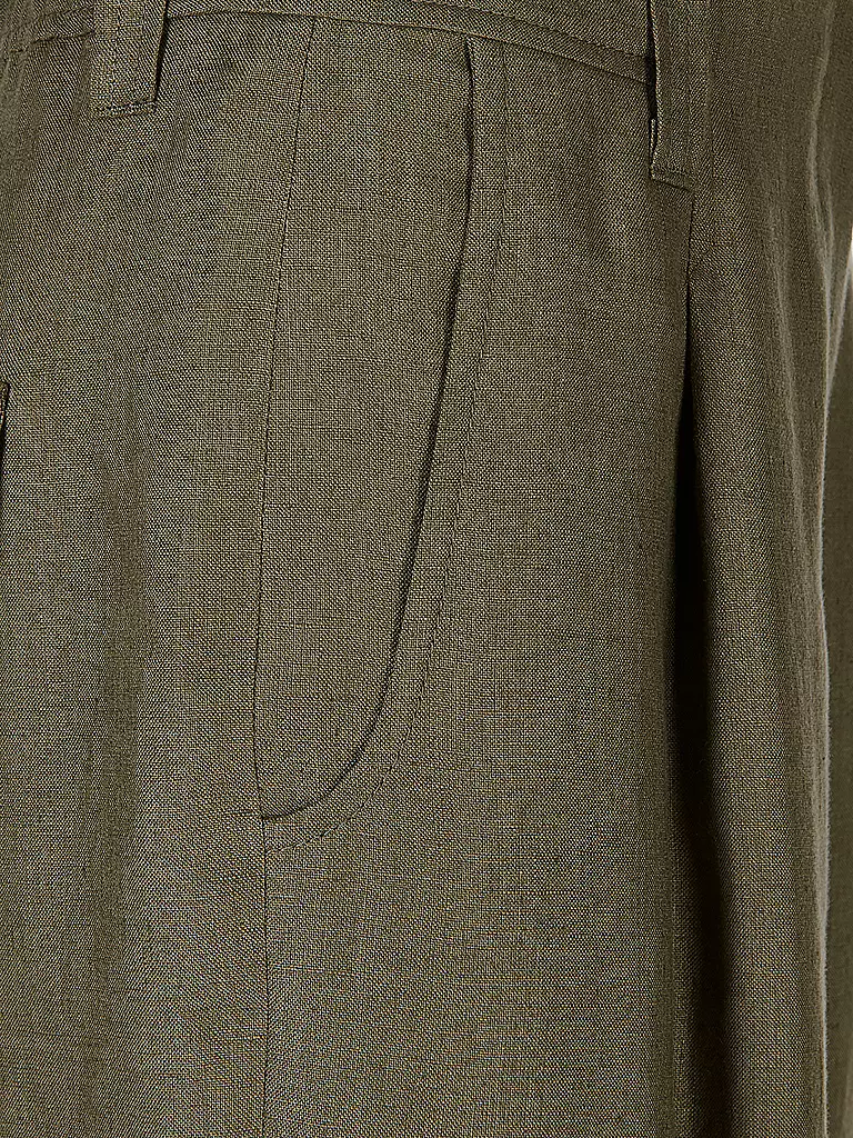 RIANI | Cargohose Wide Fit

Produktname: Cargohose Wide Fit
Marke: RIANI
Farbe: olive
Kategorien: Mode,Damen
Tags: Große Größen

Material: Leinen
Musterung: Unifarben
Länge (Hosen/Jeans): Normale Länge
Stil: Pure
Bundhöhe: High Waist
Details: Eingrifftasche | 